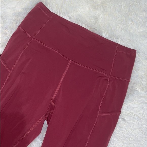 Lululemon Mulled Wine Fast and Free Leggings 28” Size 8 - Picture 3 of 4